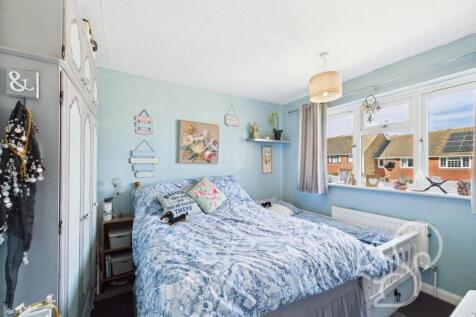 CAM05287G0-PR0020-STILL023.jpg