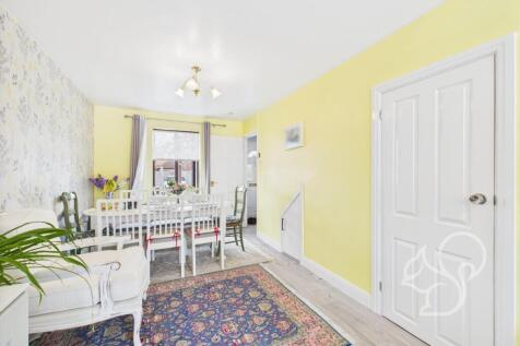 CAM05287G0-PR0117-STILL018.jpg