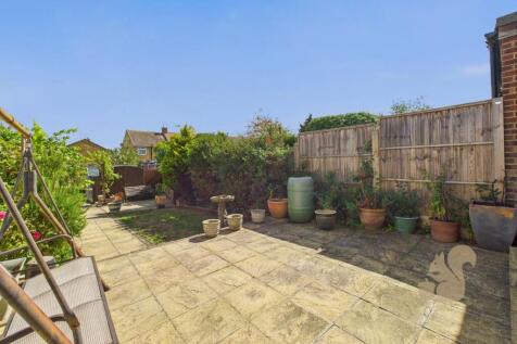 CAM05668G0-PR0021-STILL018.jpg