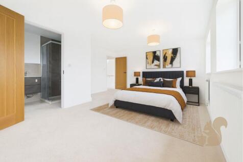 Plot 4 The Maypoles - Master Bedroom.jpg