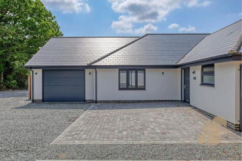 Side On Front - The Meadows Plot 2.jpg