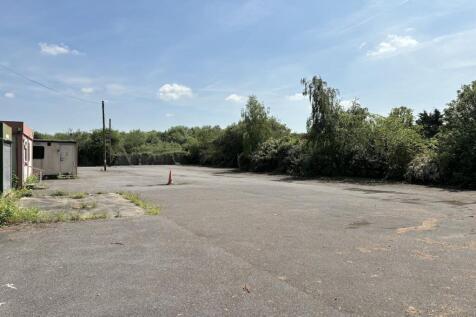 Glenhaven Yard