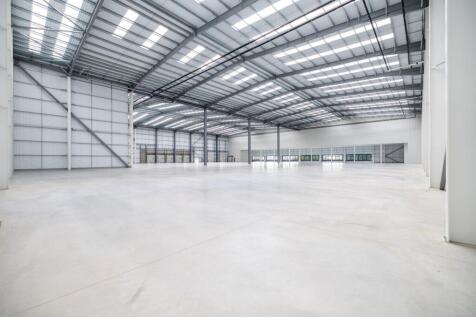 Poyle 80 warehouse loading undercroft .jpg