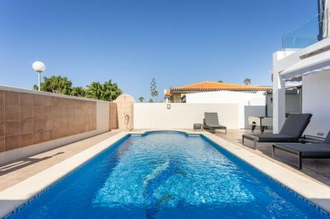 Heated Pool