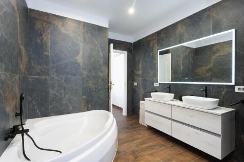 Master Ensuite