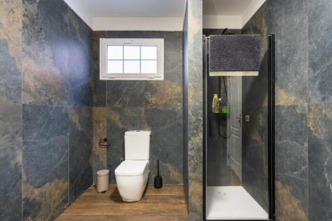 Bedroom 2 Ensuite