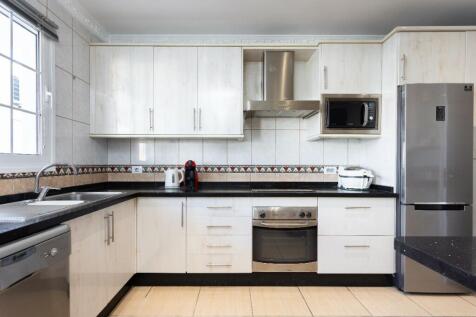 Modern Kitchen