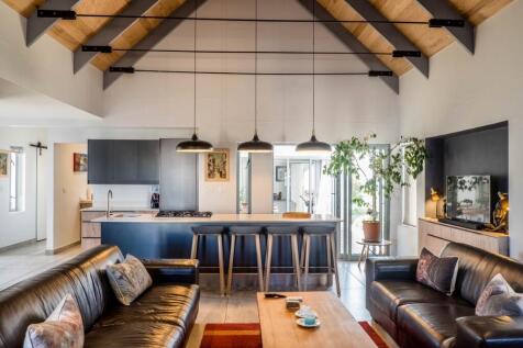 Kitchen/Living