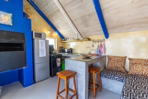 Kitchen &amp; Fireplace