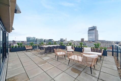 Sky lounge 