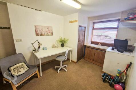 Office / Utility