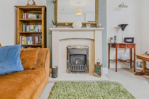 Lounge Fireplace