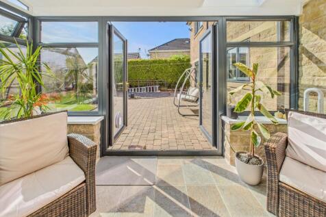 Conservatory to the Patio