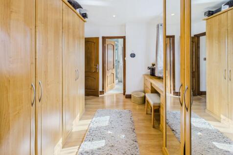 Principal Suite - Dressing Room
