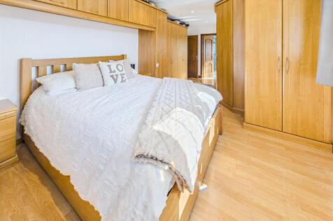 Principal Suite - Bedroom