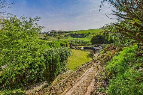 Pathway to Lower Rear Garden