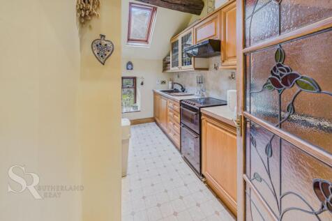 Upper Kitchenette