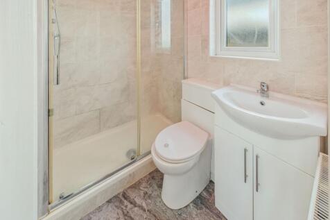 Loft Bedroom - En Suite