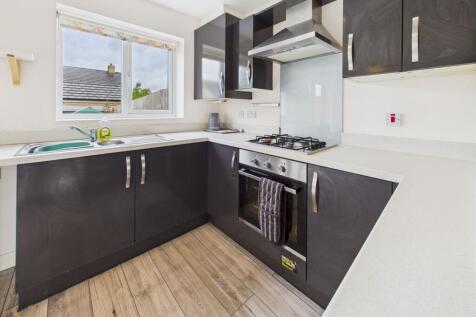 Kitchen / Dining