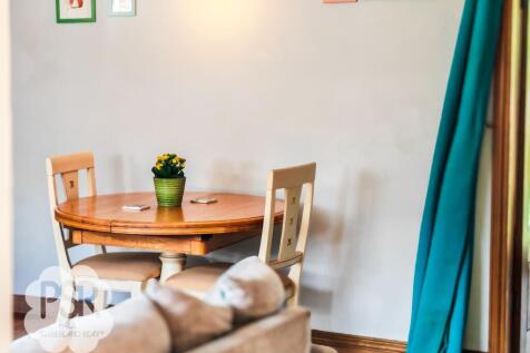 Lounge - Dining Area