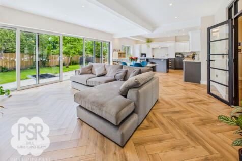 Beautifully Glazed for a Relaxing Light and Airy Feel