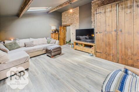 Snug Lounge
