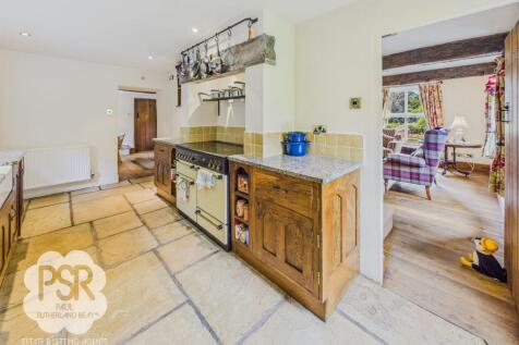 Farmhouse Style Kitchen