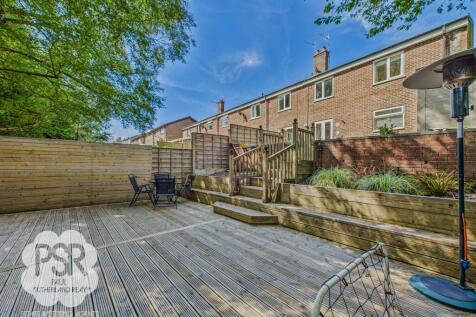Rear Garden - Decking Area