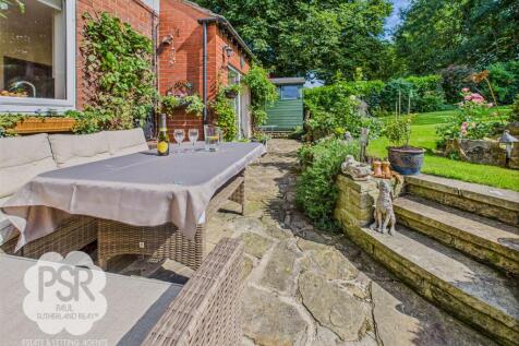 Outdoor Seating Area