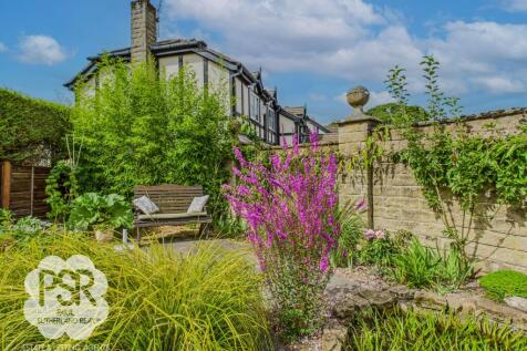 Rear Garden - Pond