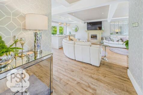 Towards the Open-Plan Living Area