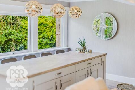 Beautiful Dining Island