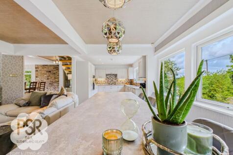 Dining Island and Kitchen