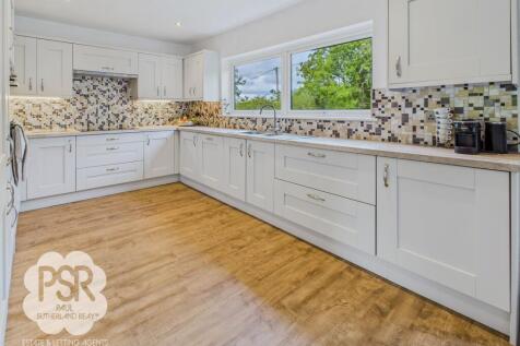 Modern Shaker-Style Kitchen