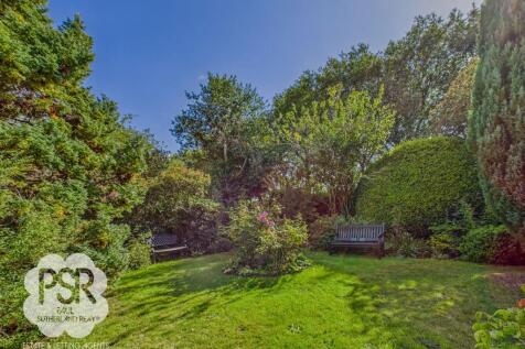 Picturesque Seating Area