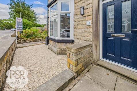 Front Garden Area