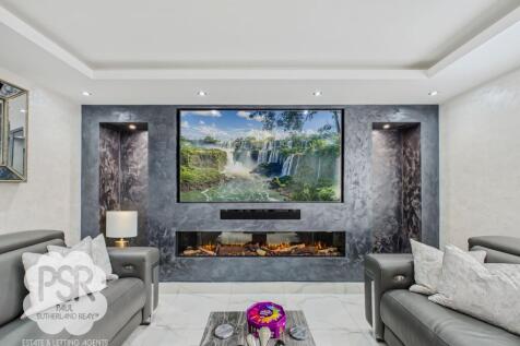 Lounge - Media Wall