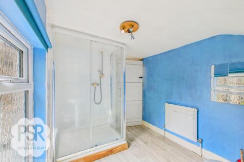Flat - Bathroom