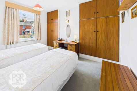 Front bedroom