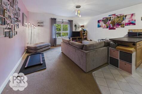 Kitchen / Living Room