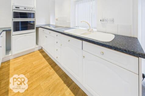 Kitchen / Living Room