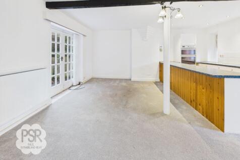 Kitchen / Living Room