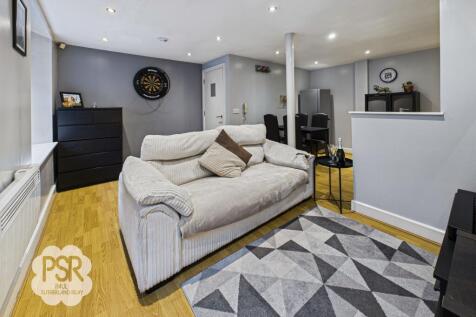 Lounge / Dining Room