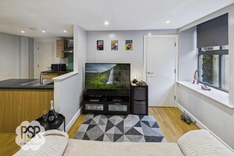 Lounge / Dining Room