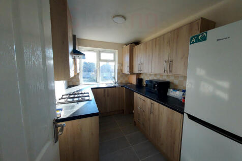 Two-bedroom apartment in Harrow.Nicola Place