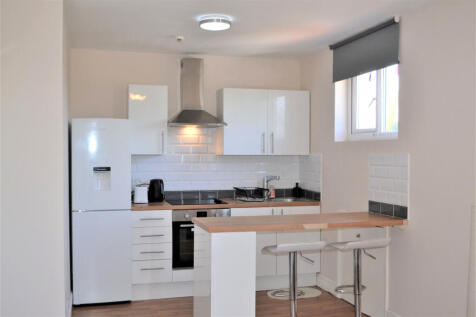 One-bedroom flat in Hendon-Watford Way.