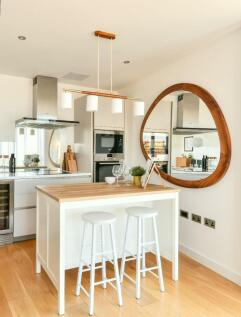 Similar apartment