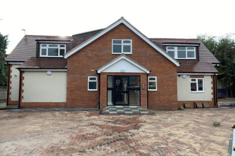 Modren  Three bedroom Ground floor flat in Surbit