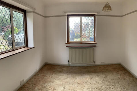 One Bedroom Annex In Harrow Weald.
