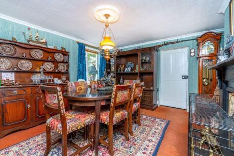 Clements Farm House - Dining Room 